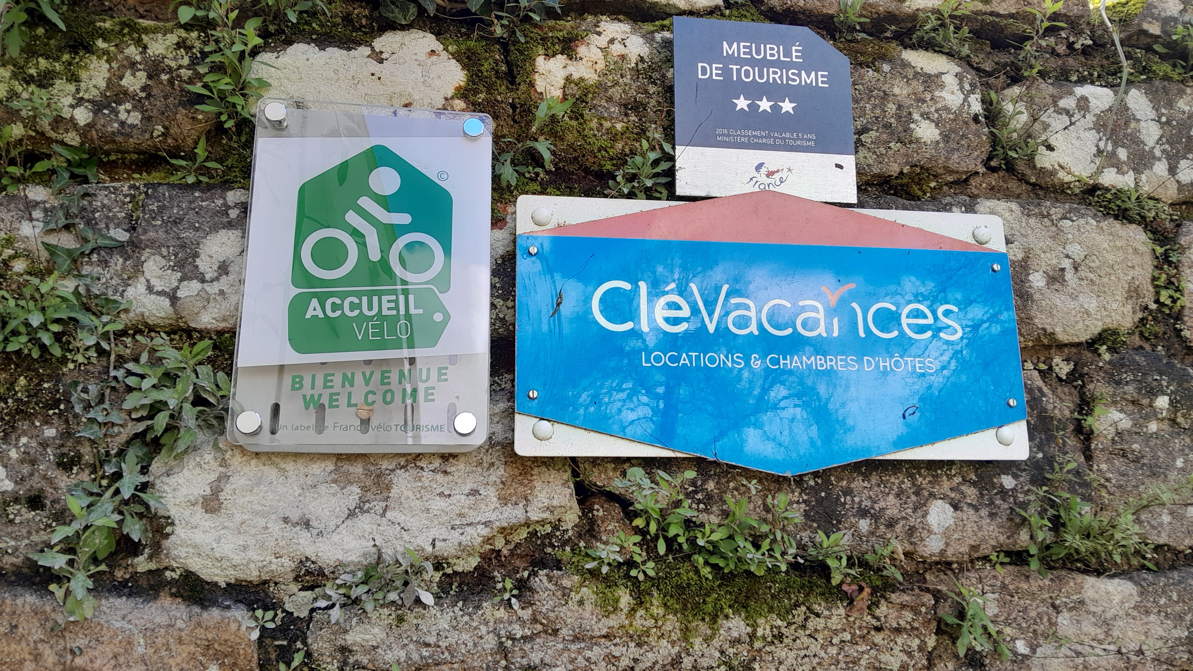 LABEL panels for the Ty-Héol gite