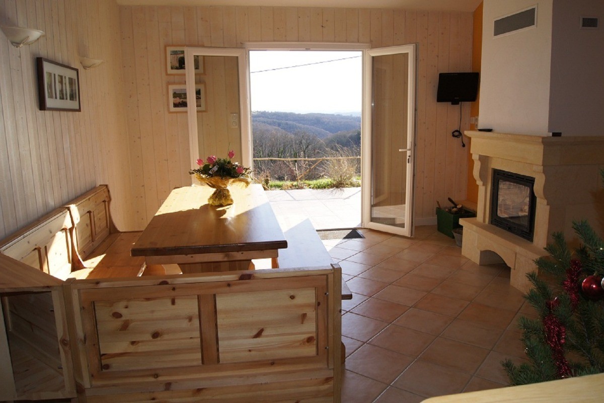 Séjour avec vue Village de Gîtes Les Collines d'Eyvigues Salignac Eyvigues 24580 Clévacances