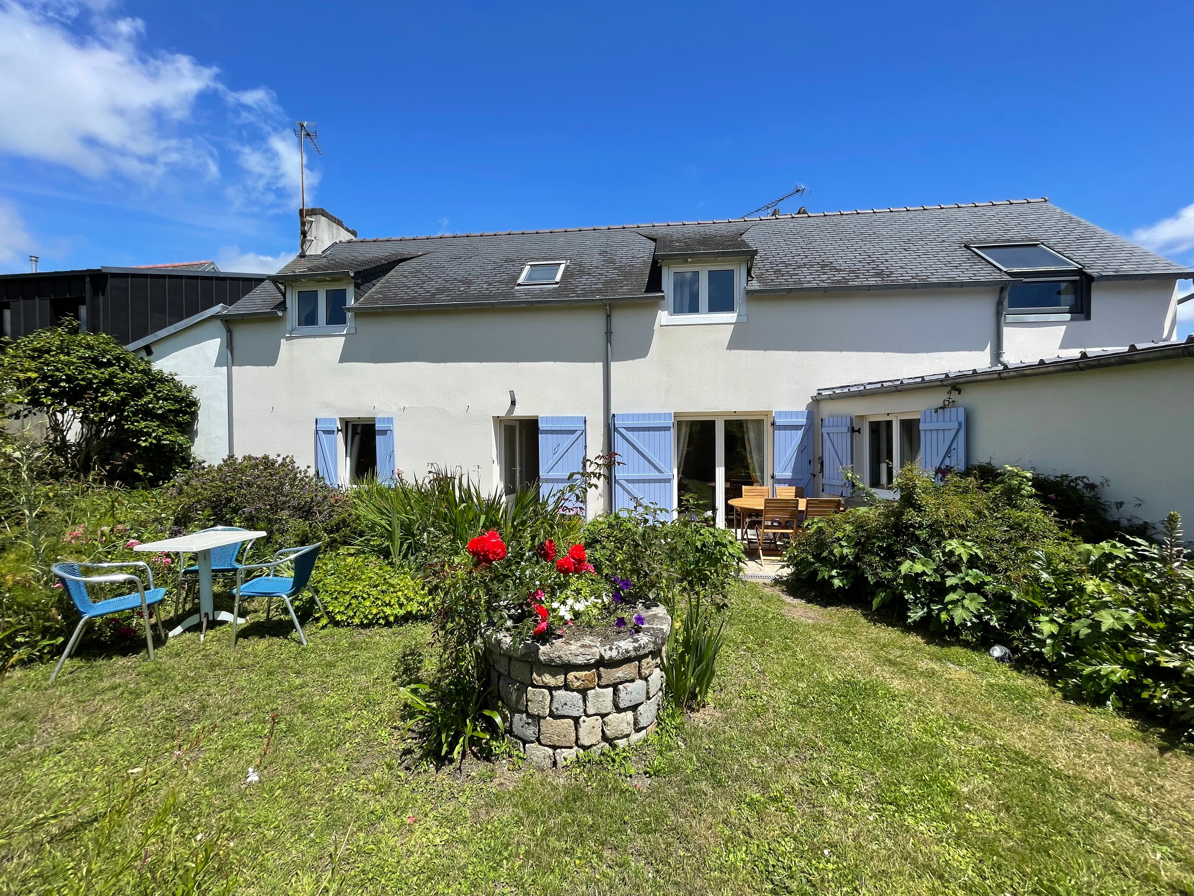Glaz, maison de caractère avec jardin privatif à 750m du port de Ste Marine