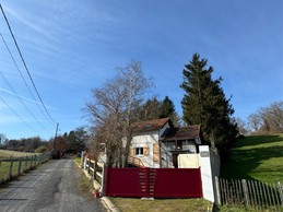 Le gîte dans les prés