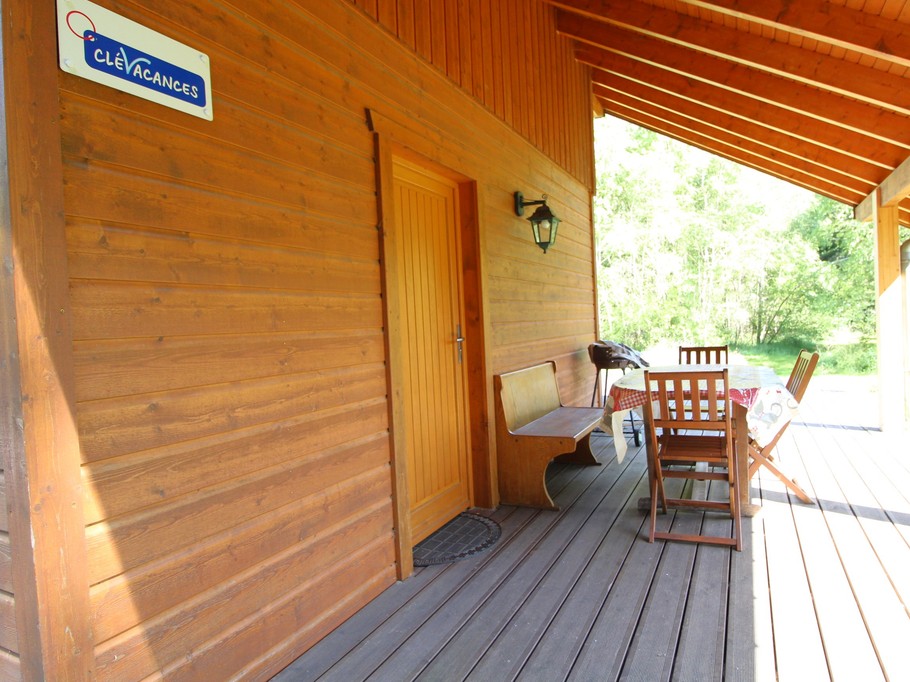 Terrasse - Chalet en bois tout confort aux Rouges-Eaux – Nature, jardin, randonnées Vosges