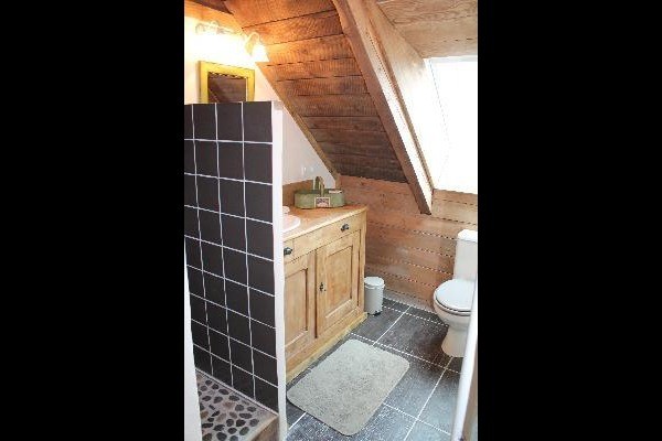 Salle d'eau 2è étage sous comble