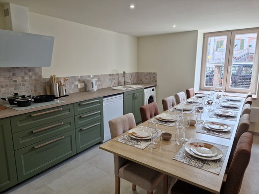 Spacious kitchen - Gîte de la Forêt