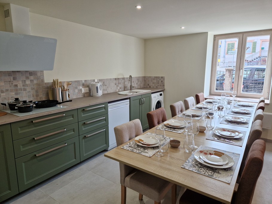 Spacious kitchen - Gîte de la Forêt