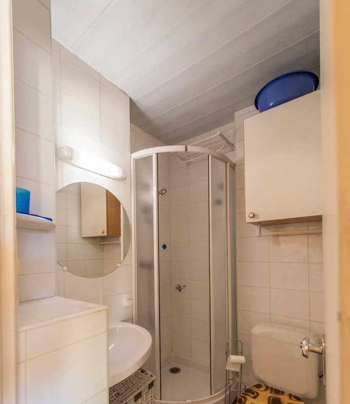 Studio Les Aiguilles n°507 - salle de bain et WC