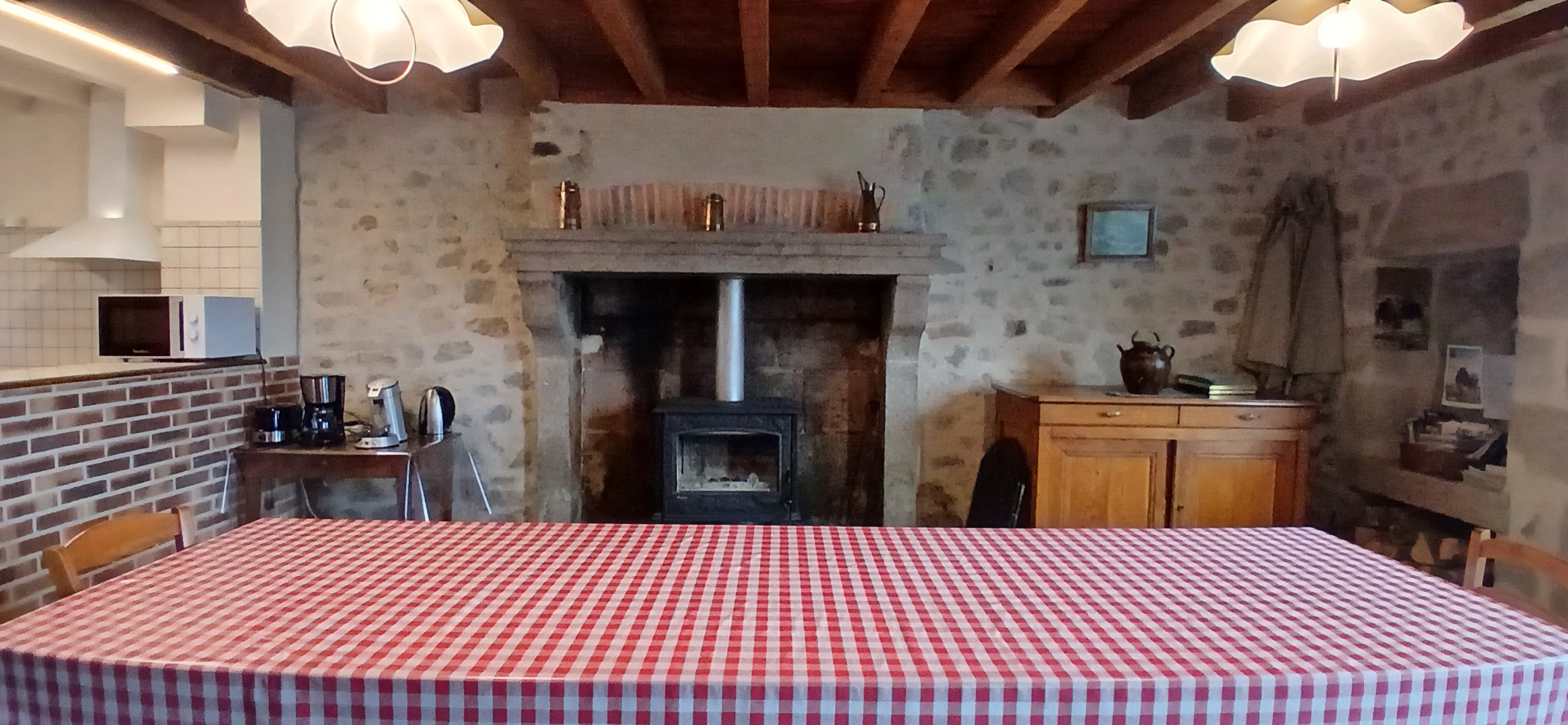 Gîte La Betoulle : The dining room