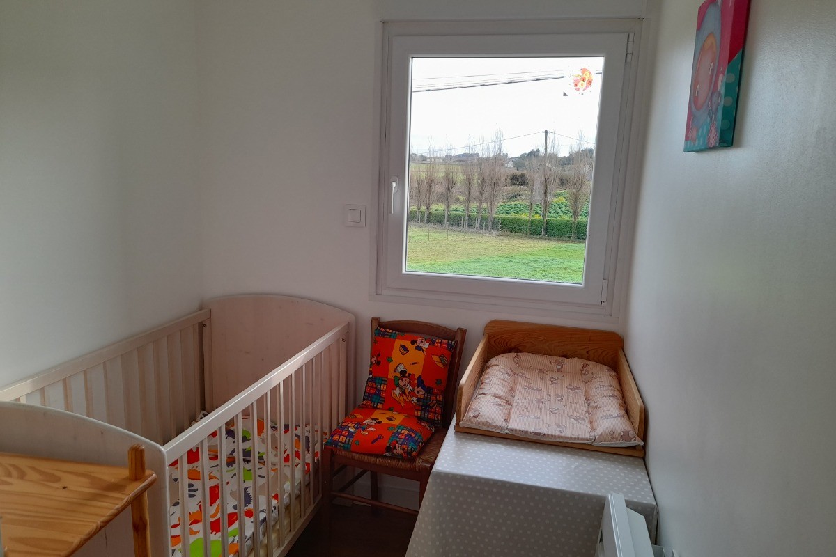 petite chambre BEBE indépendante