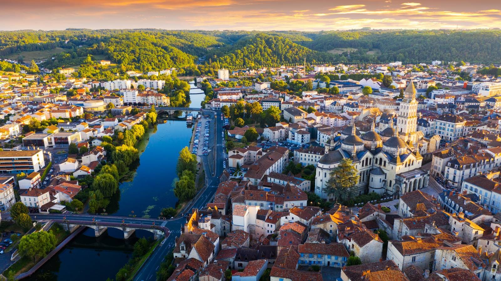 Vue aérienne centre ville Périgueux