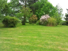 vue sur le parc devant la maison