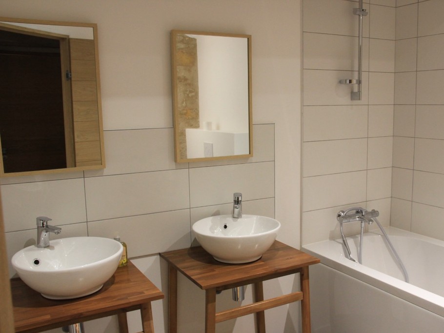 La salle de bain de la chambre familiale