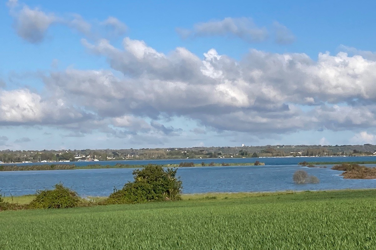 les polders de Beaussais envahis par la mer suite à la grande marée