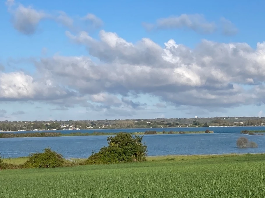 les polders de Beaussais envahis par la mer suite à la grande marée