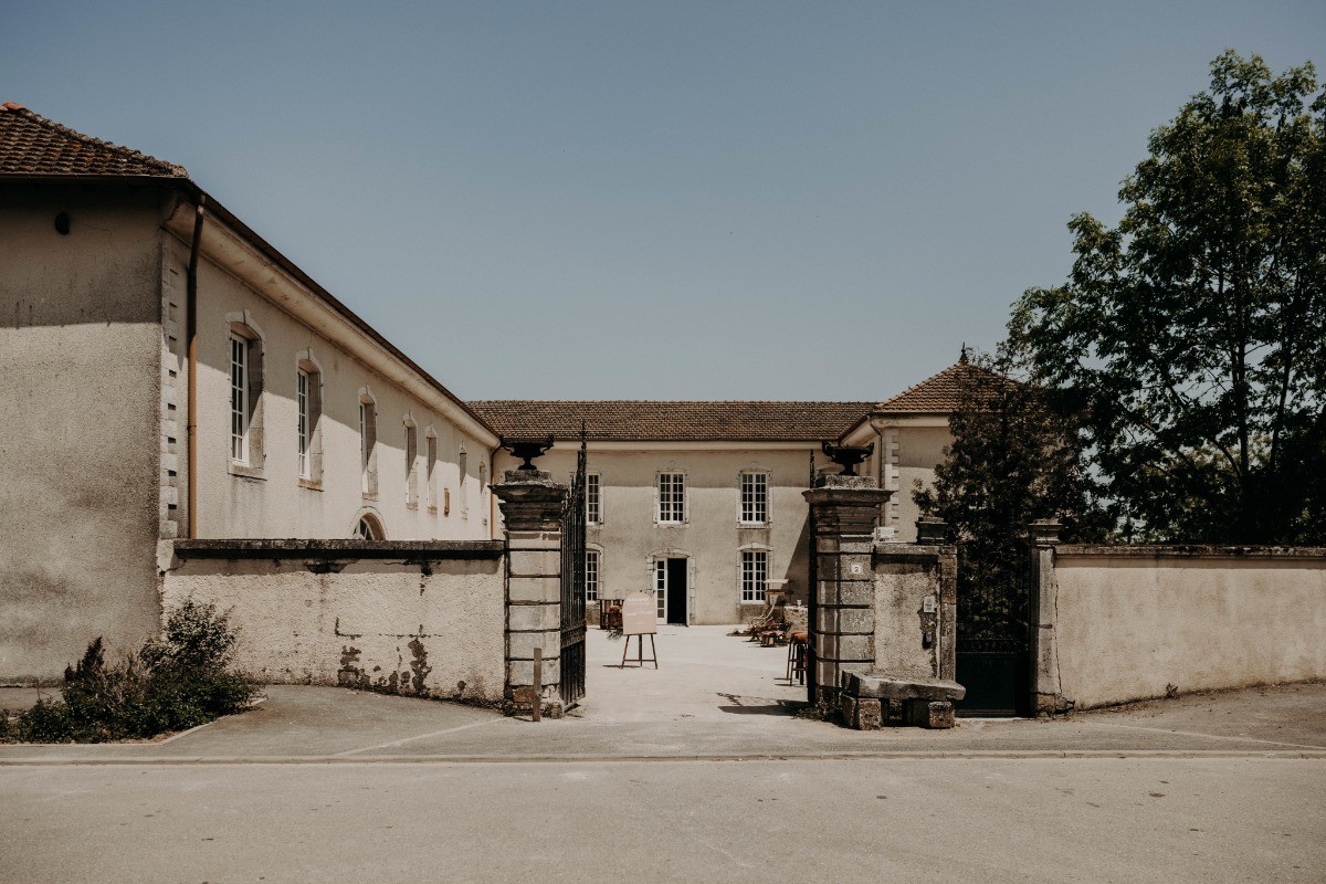 Entrée côté village - Château-ferme d'Aboncourt