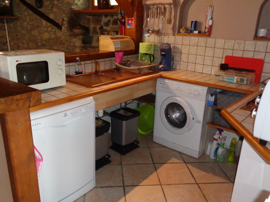 Coin cuisine dans pièce principale