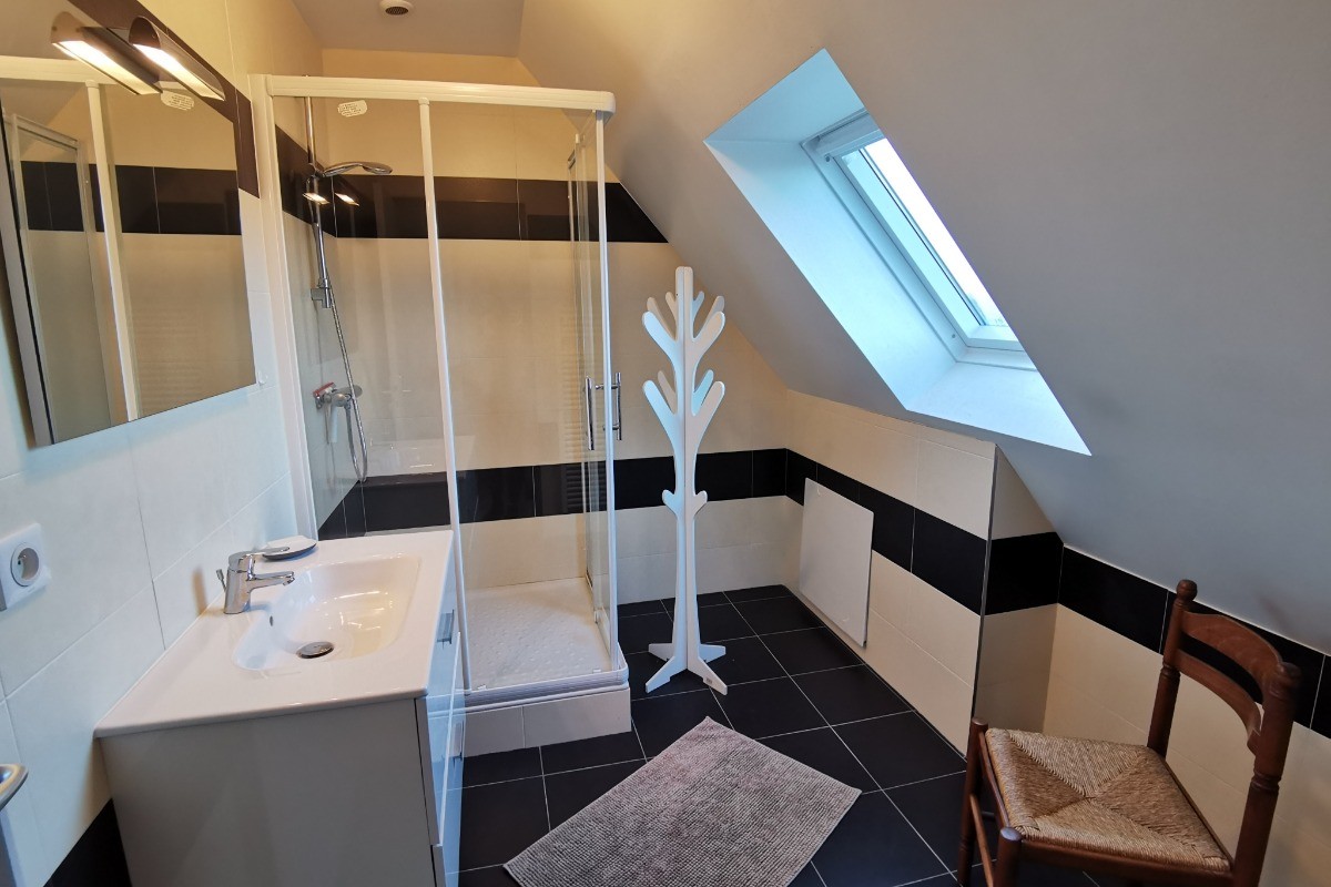 Salle d'eau à l'étage