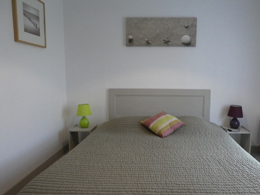 chambre avec lit 160