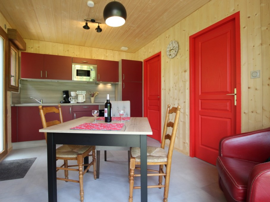 Chalet Salamandre - Living room / kitchen area