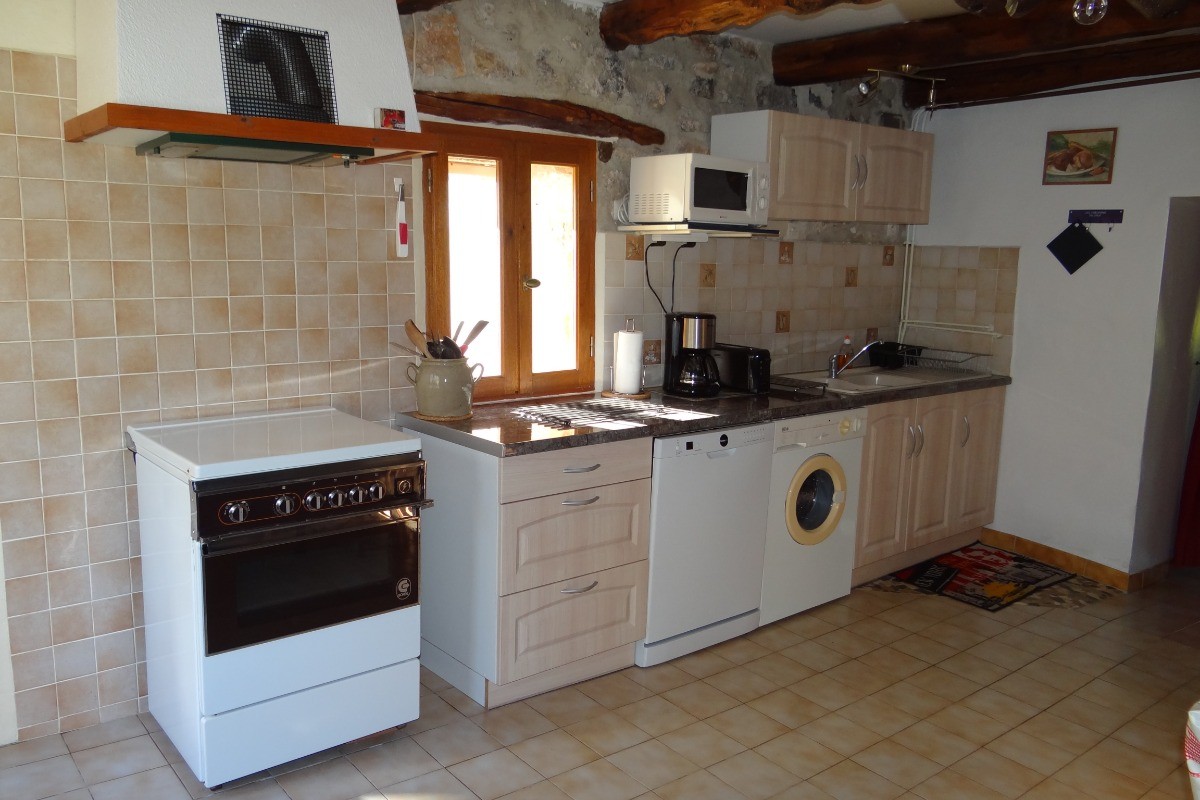 Cuisine GITE LE FOURNIL BERGANTY LOT 46