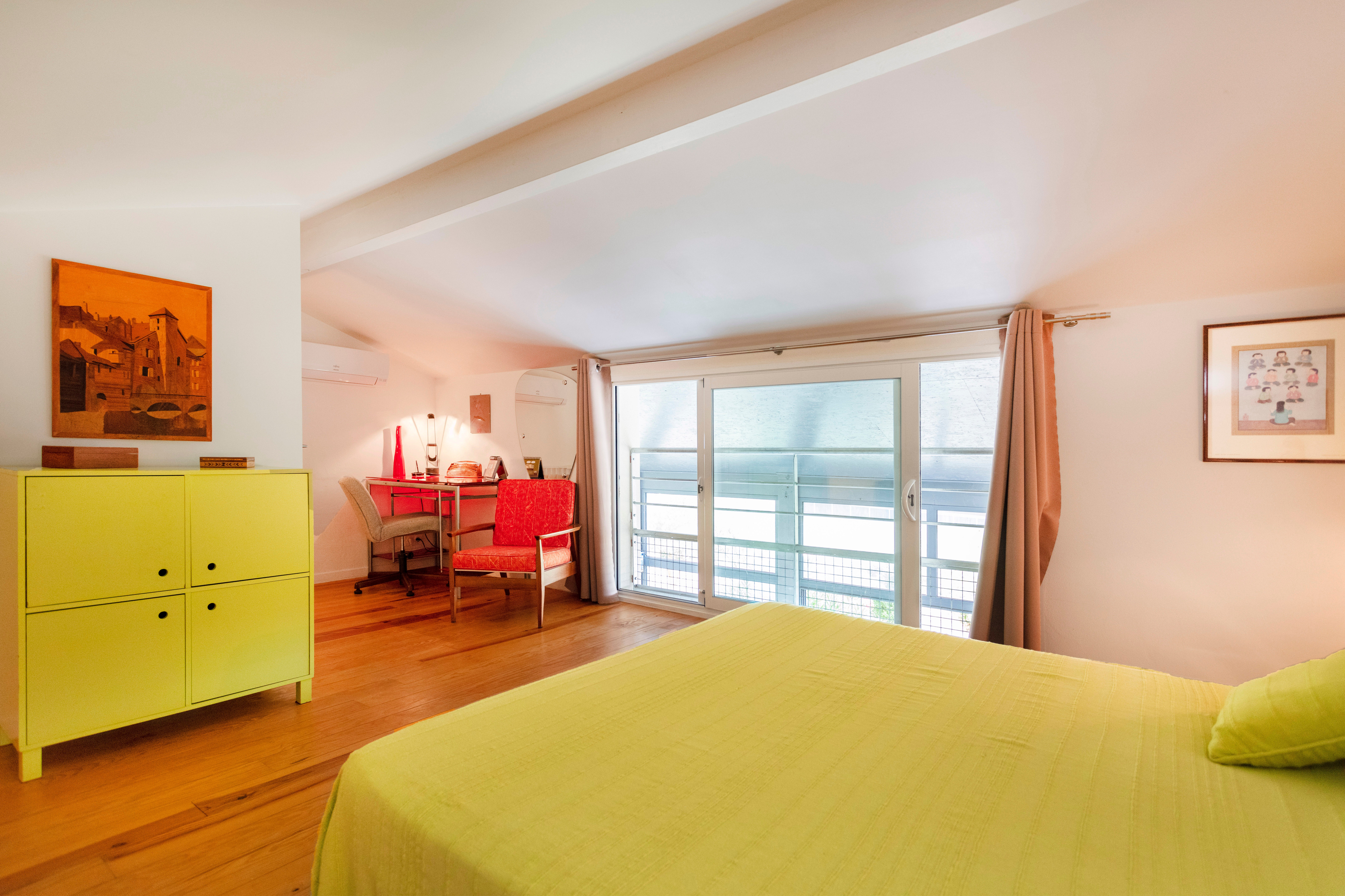 Chambre avec vue sur véranda et spa