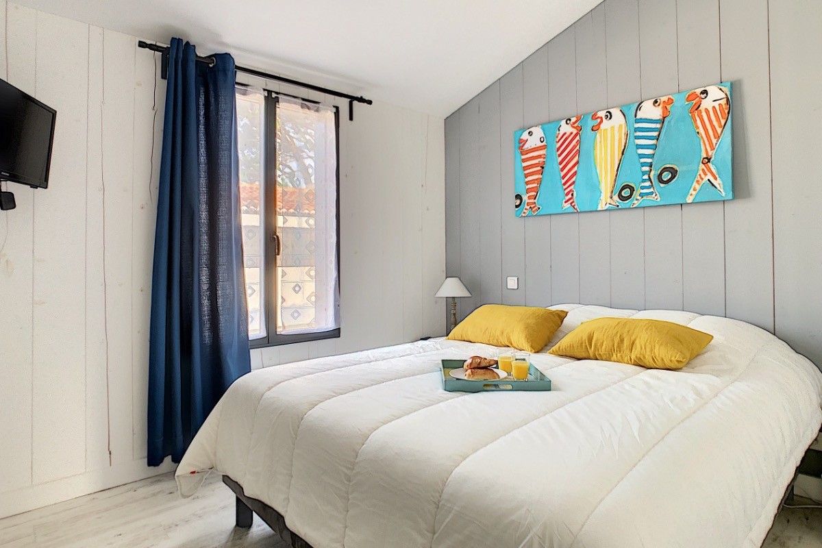 chambre 1 avec salle d'eau privative