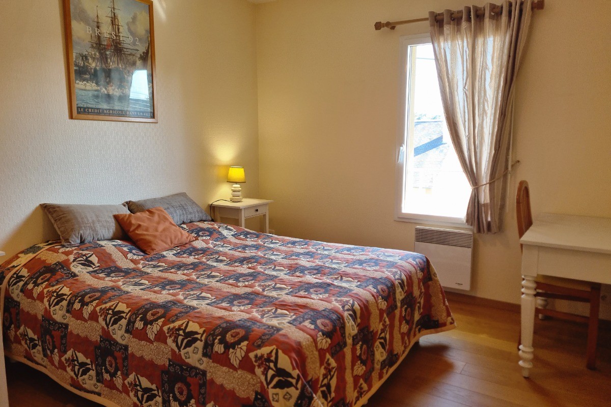 Chambre 2 en configuration grand lit