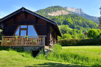 Joli chalet de 40m2 au calme, exposition plein sud