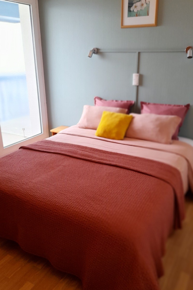 Chambre avec Balcon vue Port et Télévision
