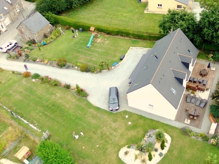 Vue aérienne du gîte