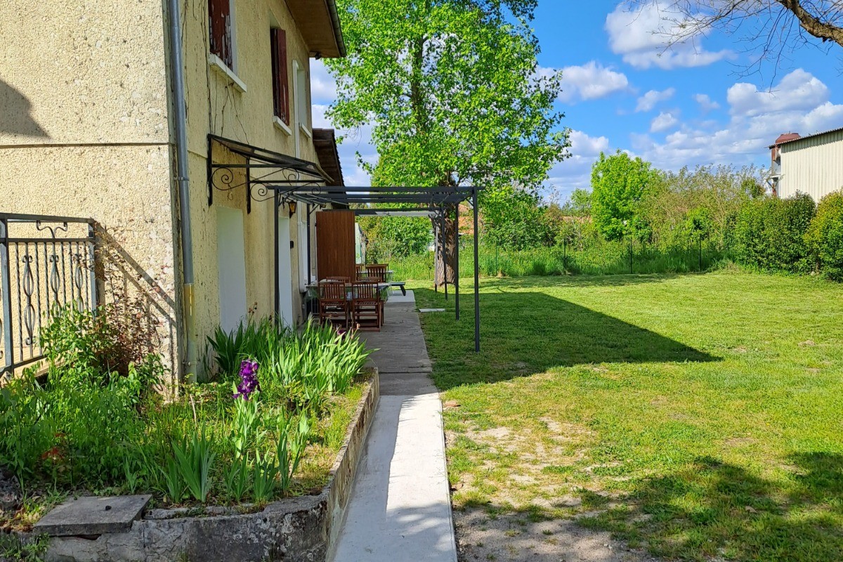 passage pour entrer dans le Gîte