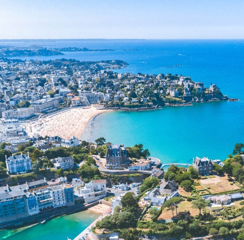 Dinard et ses nombreuses plages et sentiers côtiers.
Crédits photo : CRTB PORIEL-Thibault