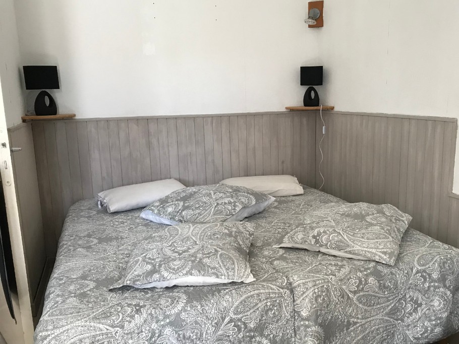 coin nuit avec deux lits 90 jumel able