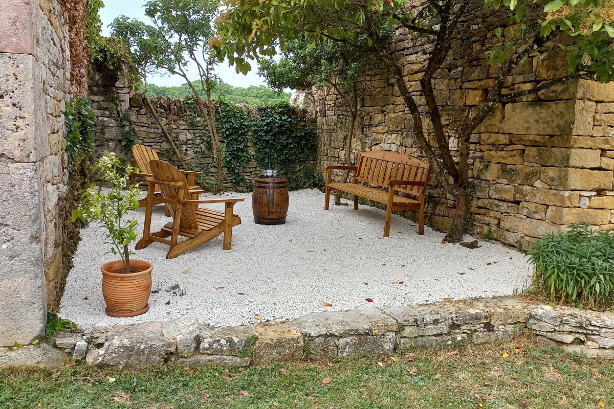patio gite Rosa