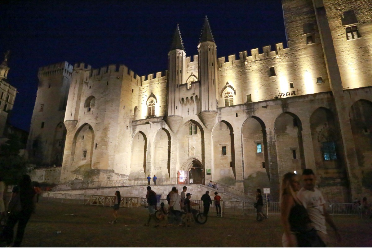 Palais des Papes crédit A.Hocquel/VPA