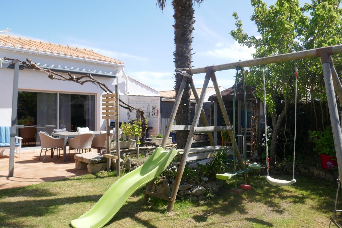 Maison à l'Epine avec jardin clos