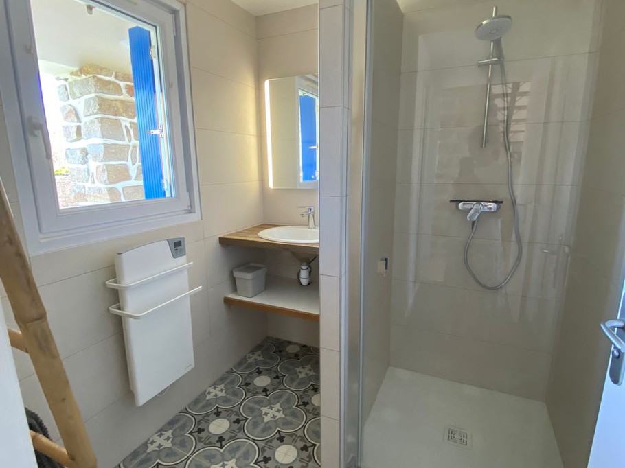 Ground floor shower room