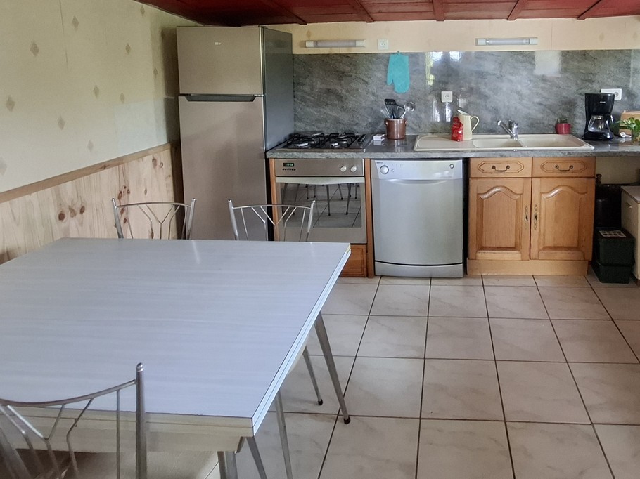 Cuisine avec espace repas