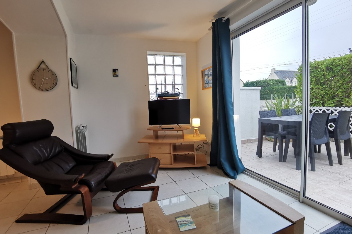 Living room with terrace access