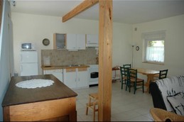 Chez Mimi, Location, appartement duplex - Mme BLONDEAU - Ploubalay - Séjour / Cuisine