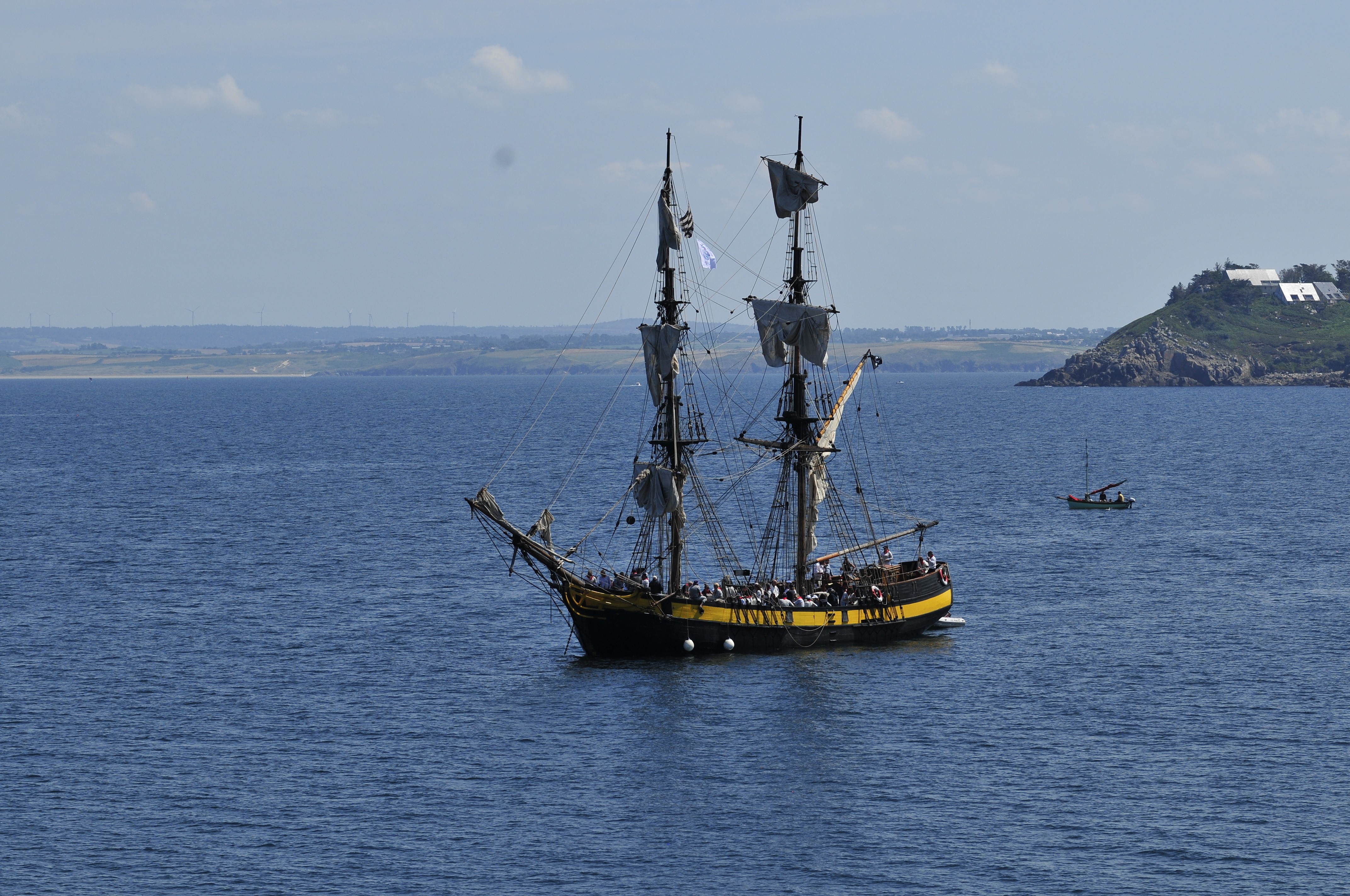 An old rig in Douarnenez Bay