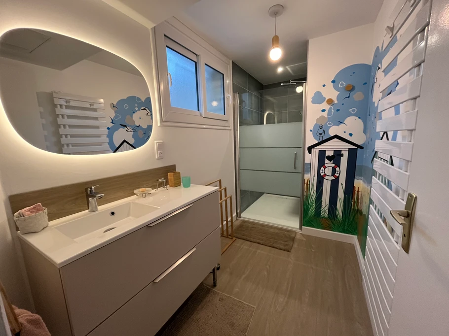 Location de vacances La flamme Ouistreham salle d'eau