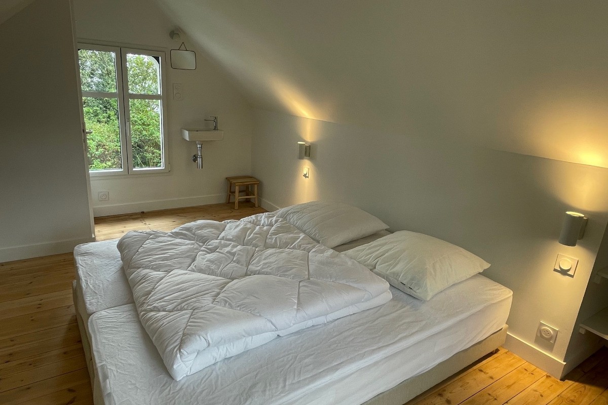 Chambre 4 à l'étage avec 2 lits simples ou 1 double