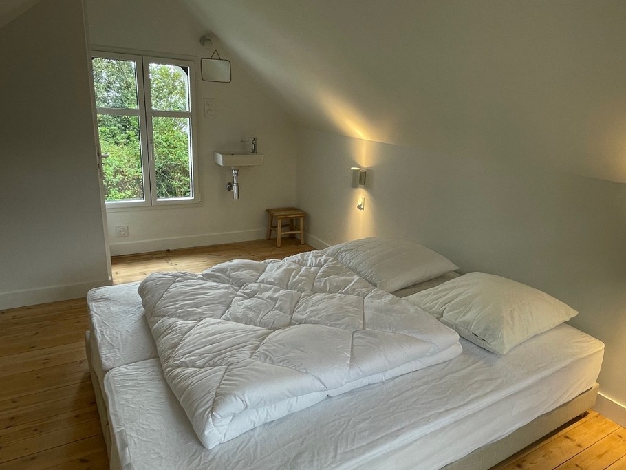 Chambre 4 à l'étage avec 2 lits simples ou 1 double