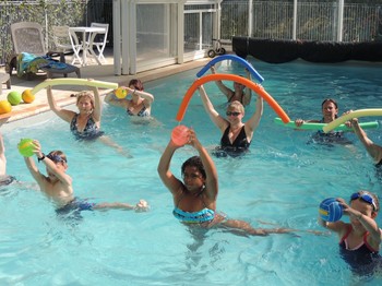 Aquagym Village de Gîtes Les Collines d'Eyvigues 24580 Salignac Eyvigues Clévacances