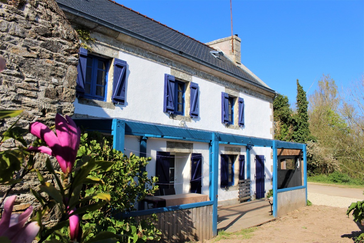 Maison de pêcheur rénovée au calme à Cléden Cap Sizun