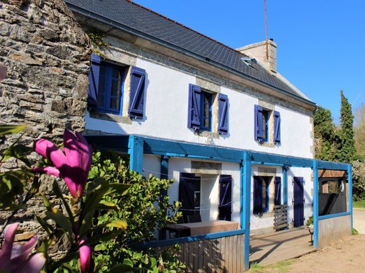 Maison de pêcheur rénovée au calme à Cléden Cap Sizun
