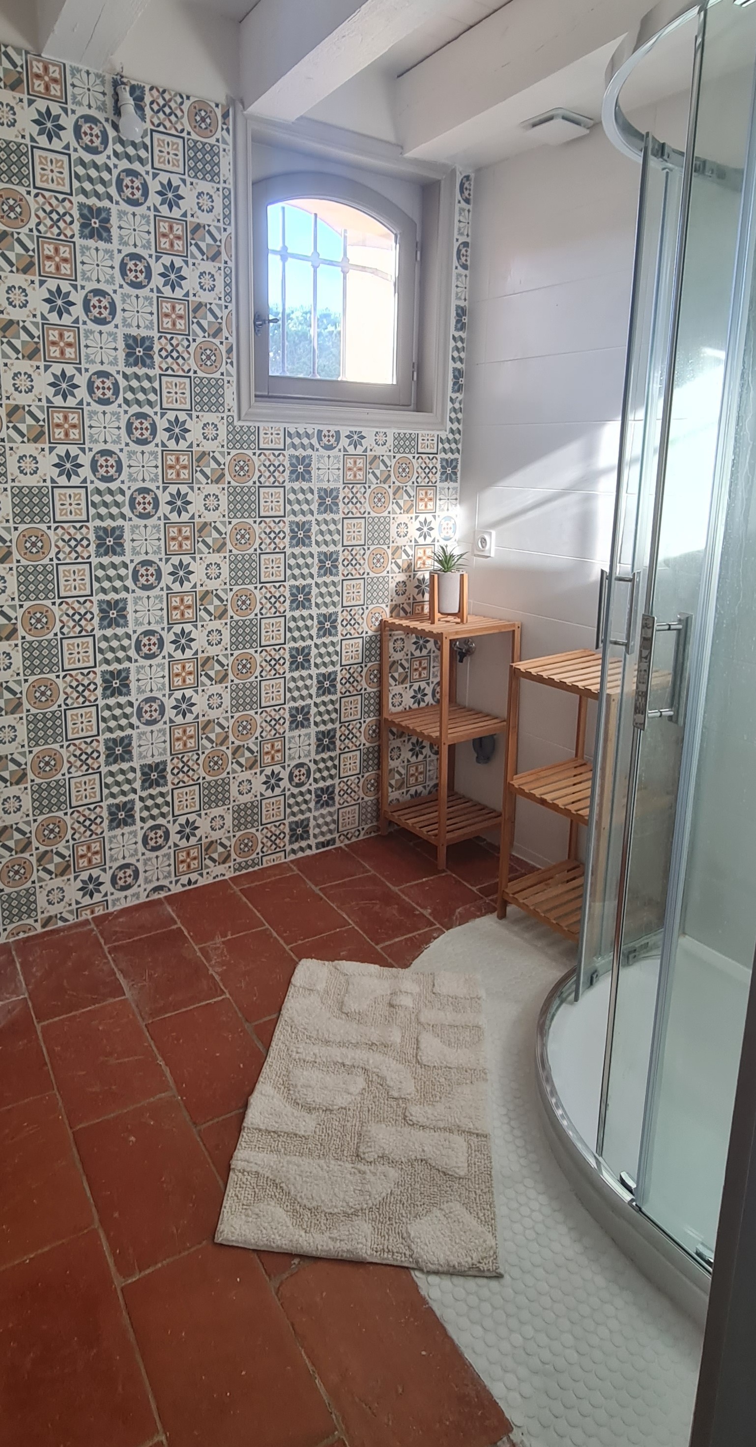 Shower room 1st floor