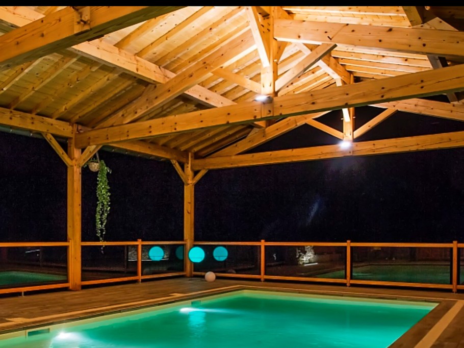 Piscine gite de Caville