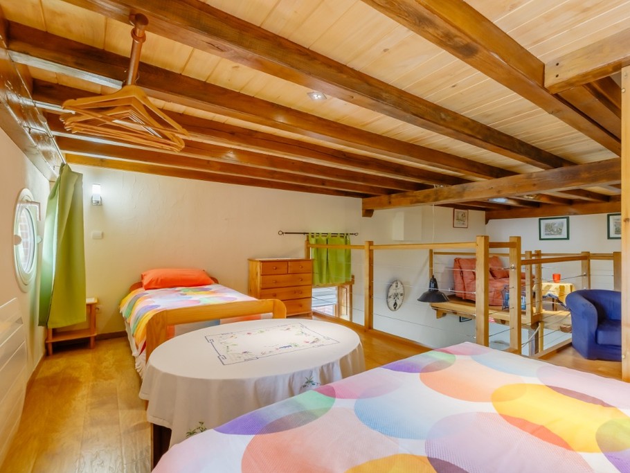 MEZZANINE COUCHAGES