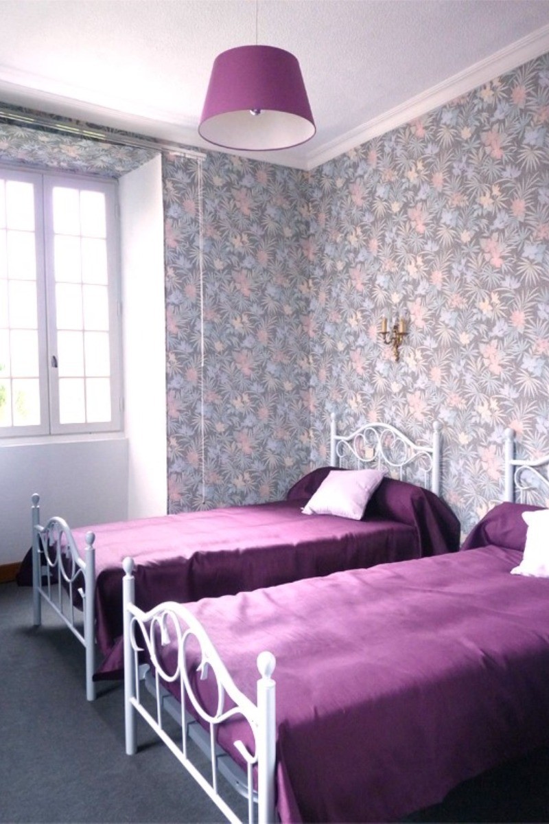 Chambre 2 personnes 2 lits 90 cm Gîte SAINT MARTIN Prudhomat 46130 dans le LOT