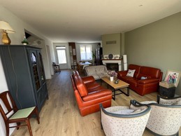 Salon 8 personnes avec TV Télé